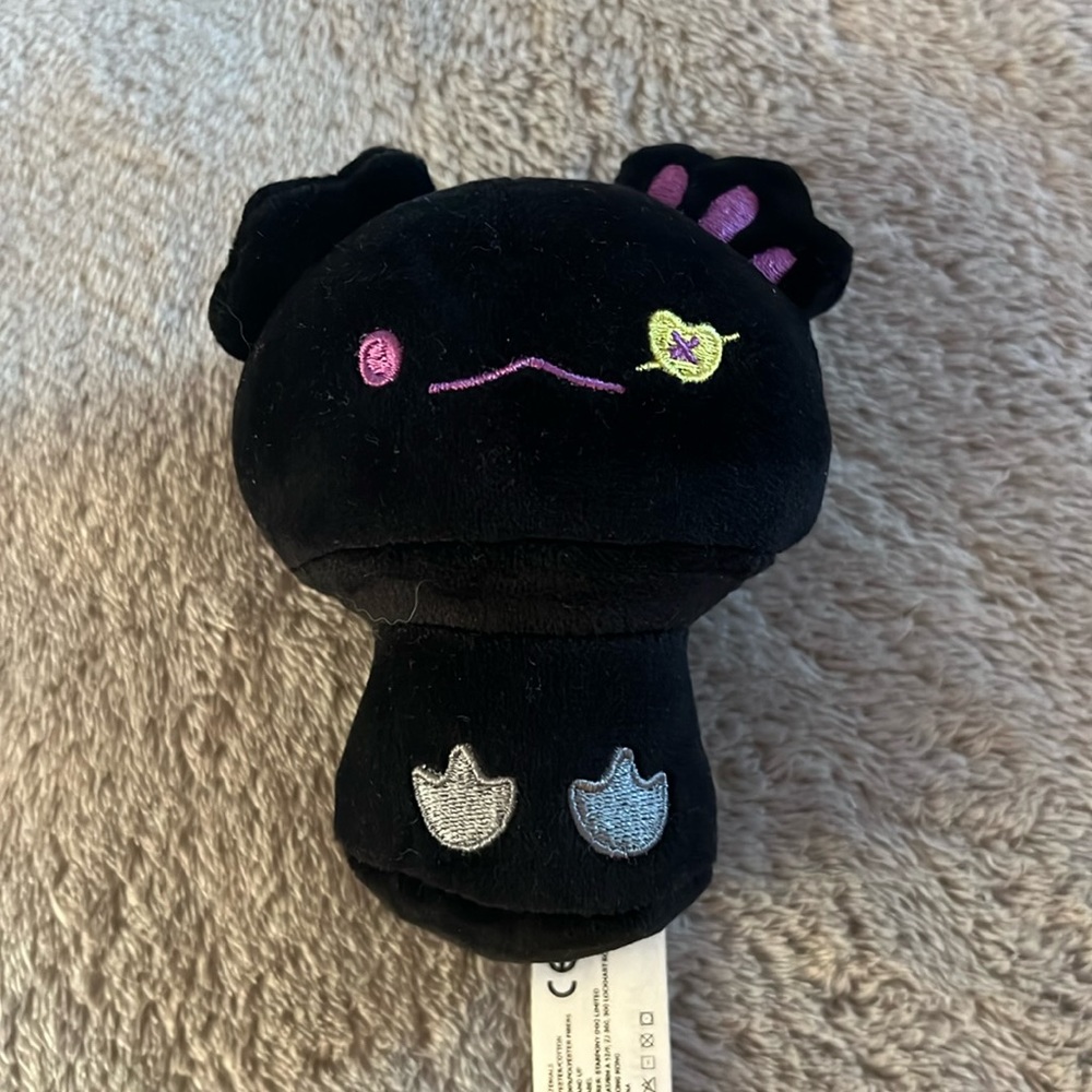 Mewaii small stuffed animal